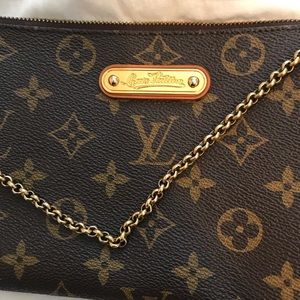 Louis Vuitton crossbody bag